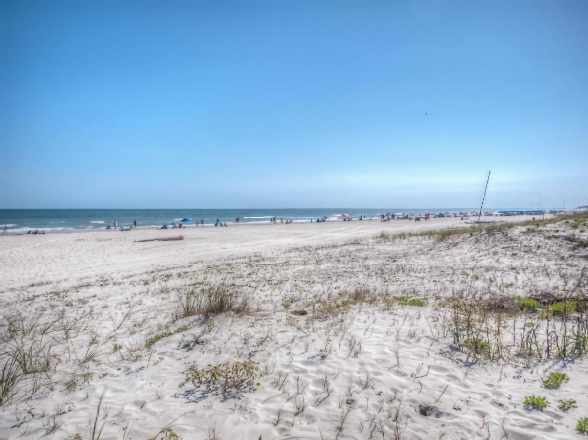 Ocean Dunes Villas #111, Beach Condo In Coligny Beach, 43 S Forest Beach Dr, Hilton Head Sc, Oceanfront Condo, Heated Pool, By Vacation Rental Hhi Гілтон-Гед-Айленд Екстер'єр фото
