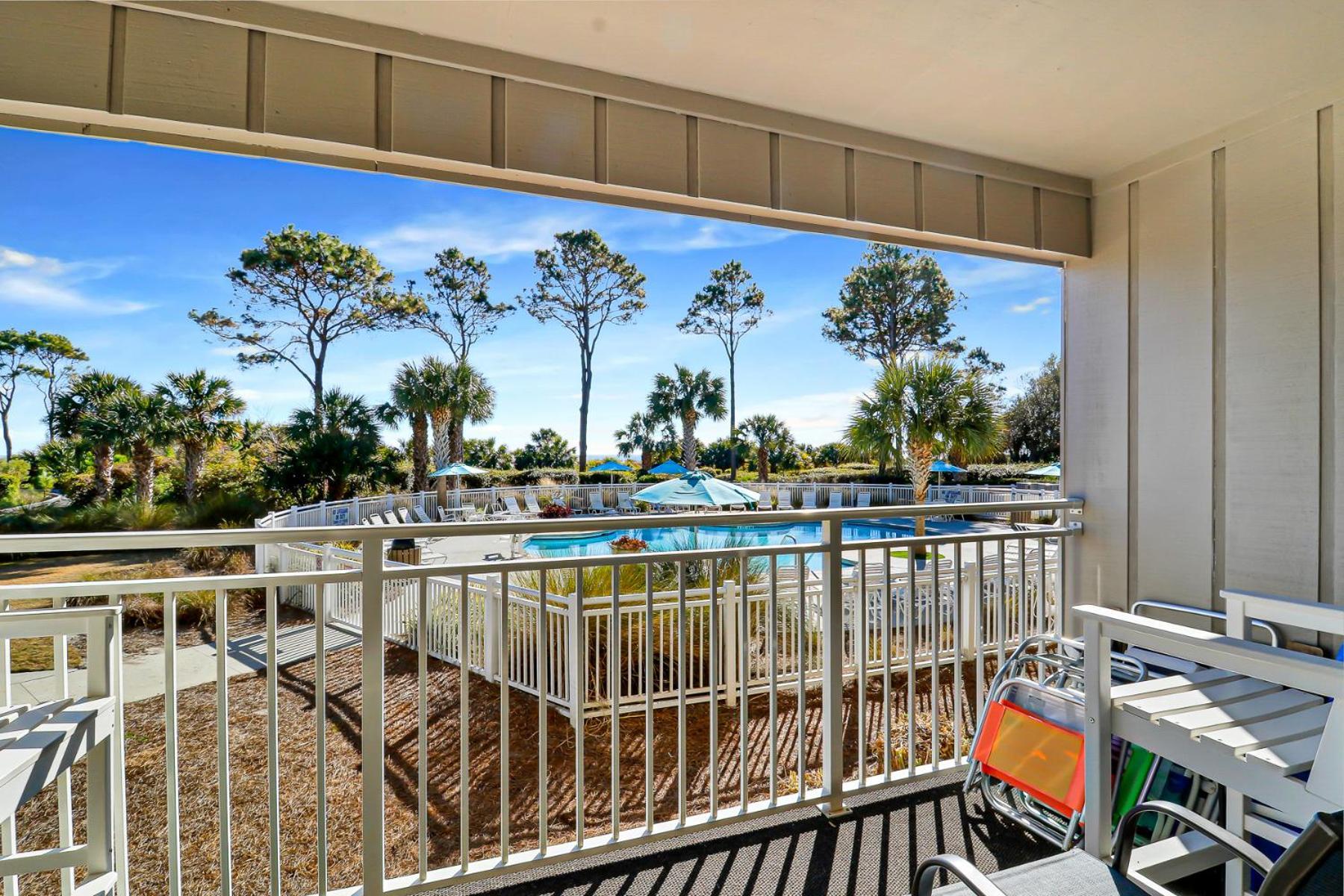 Ocean Dunes Villas #111, Beach Condo In Coligny Beach, 43 S Forest Beach Dr, Hilton Head Sc, Oceanfront Condo, Heated Pool, By Vacation Rental Hhi Гілтон-Гед-Айленд Екстер'єр фото